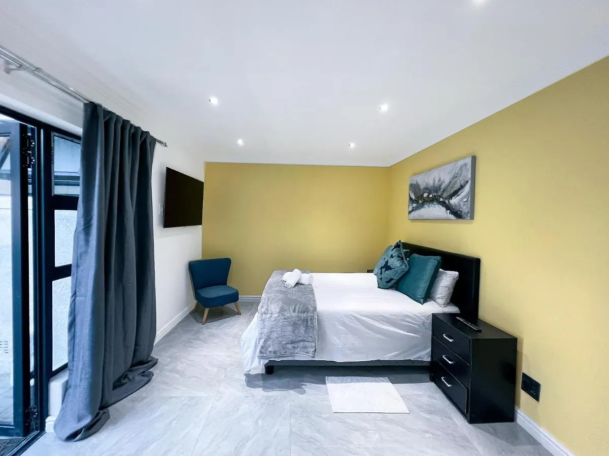 Boston House Bed & Breakfast Cape Town